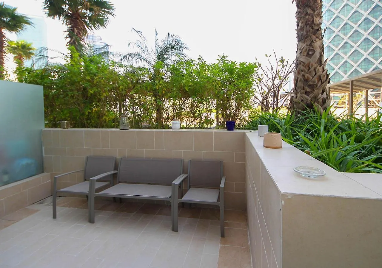 Cozy Apt In Damac Prive Gym & Pool Access Dubai 0*,