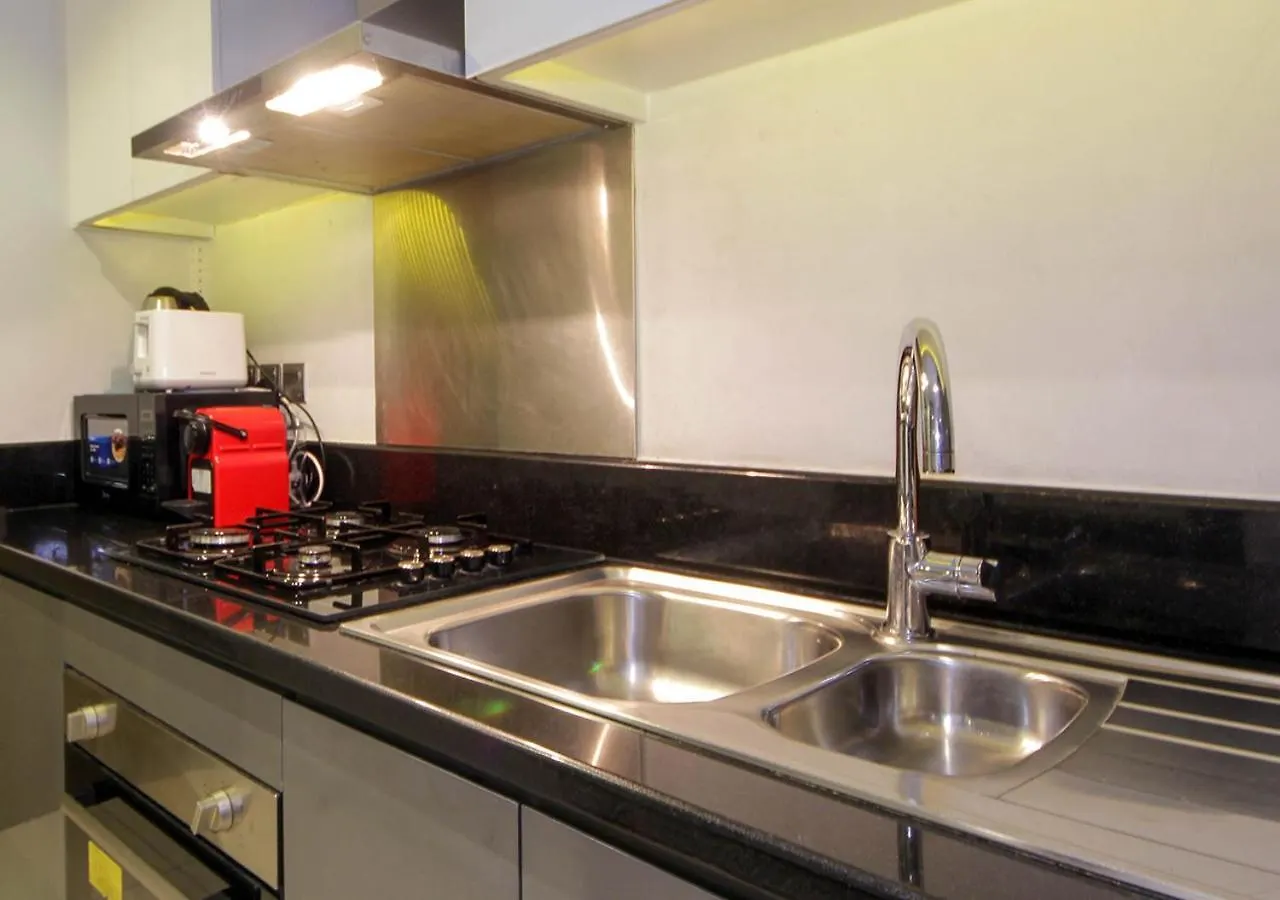 Apartment Cozy Apt In Damac Prive Gym & Pool Access Dubai
